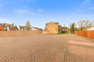 Photo 11- click for photo gallery